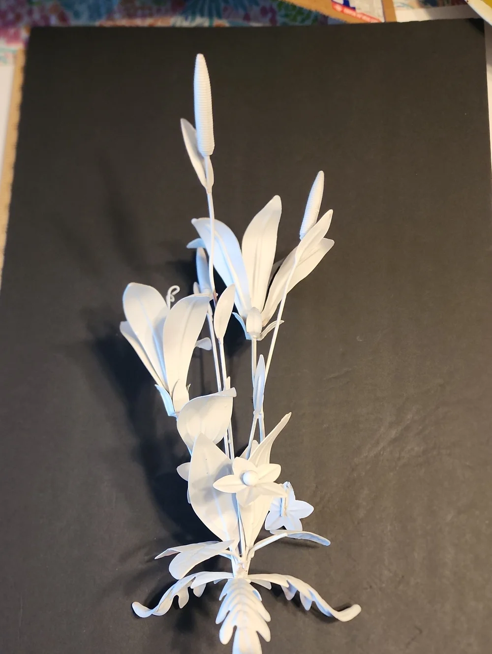 Unique White Metal Floral Bouquet With Leaves For Table /Bookshelf Accent